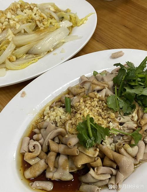 在广东,很多小餐饮店,也可以出精品菜!